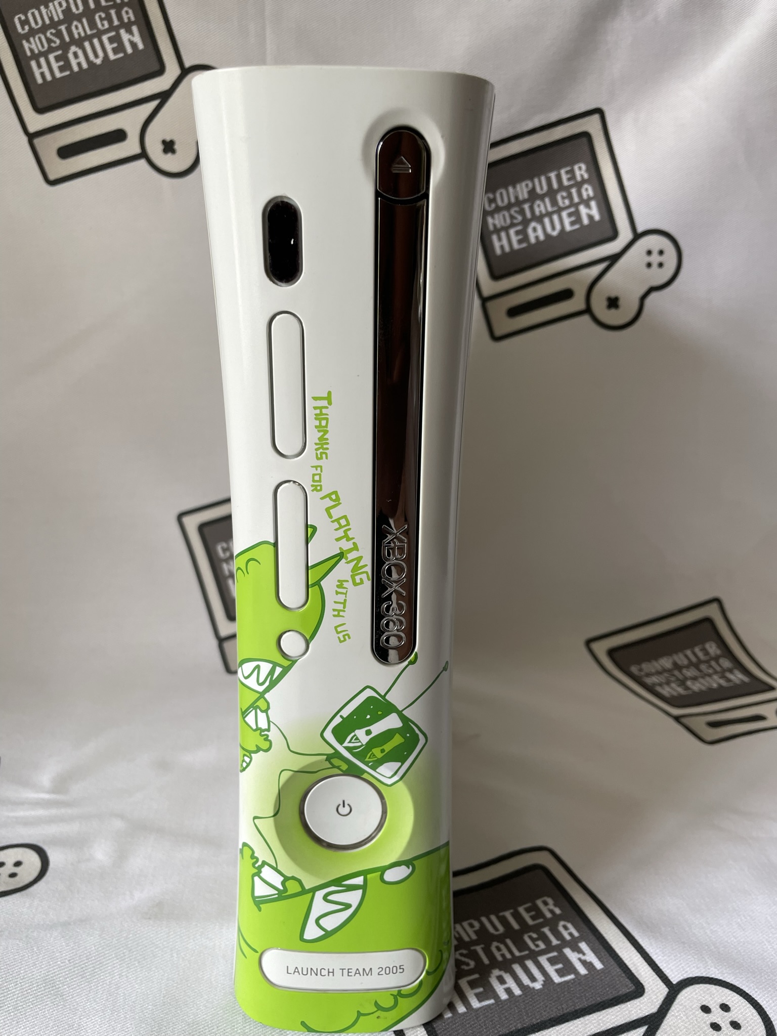 Xbox 360 Launch Team Console [MadCatz UK Launch Faceplate]