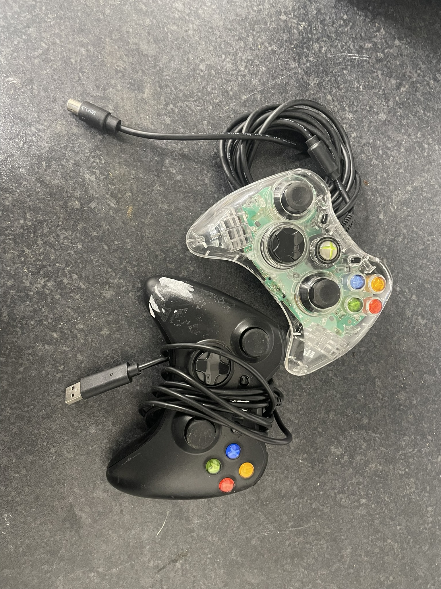 Random unofficial untested Xbox 360 controllers buy 2 get one completely free