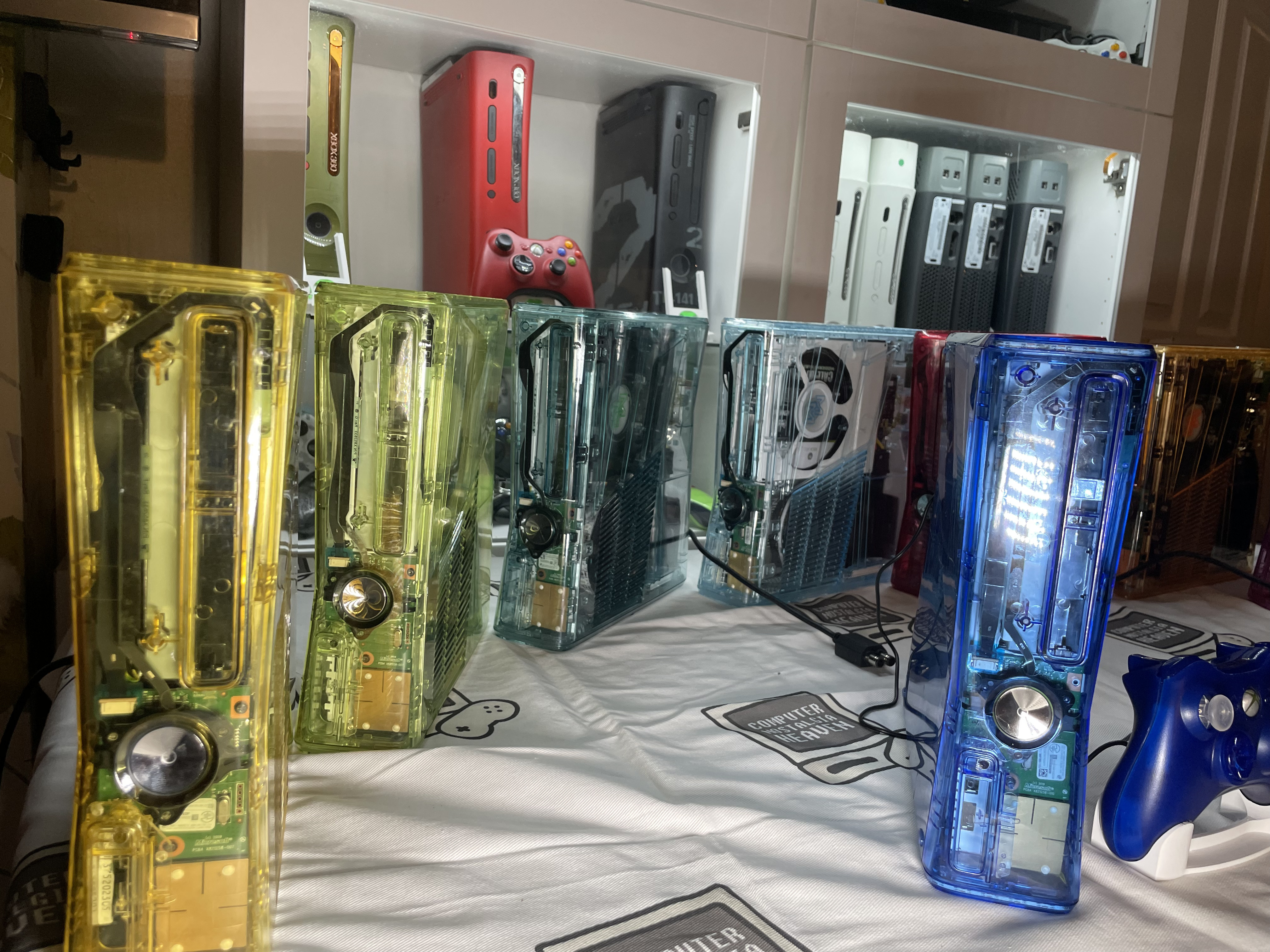 pre-built custom Clear Xbox 360 Slim Free shipping UK, USA  & Canada